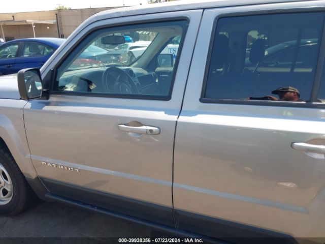 1C4NJPBA1HD122808 Jeep Patriot Sport Fwd