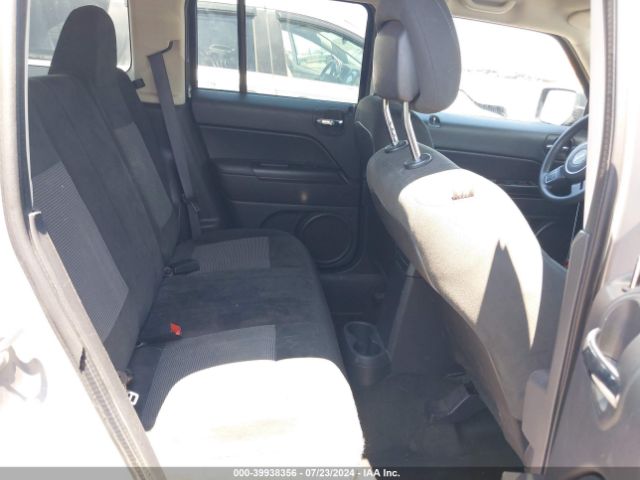 1C4NJPBA1HD122808 Jeep Patriot Sport Fwd
