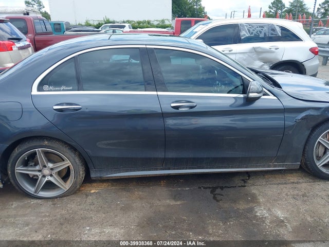 55SWF6GB7FU035453 Mercedes-Benz C 400 4matic