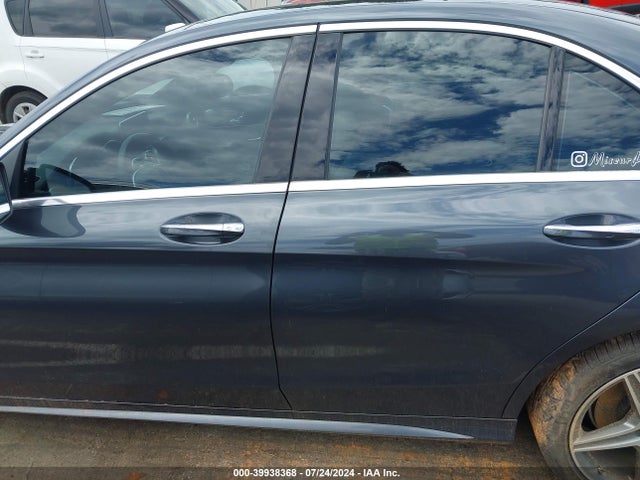 55SWF6GB7FU035453 Mercedes-Benz C 400 4matic