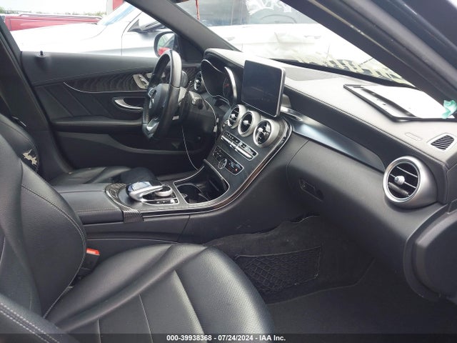 55SWF6GB7FU035453 Mercedes-Benz C 400 4matic