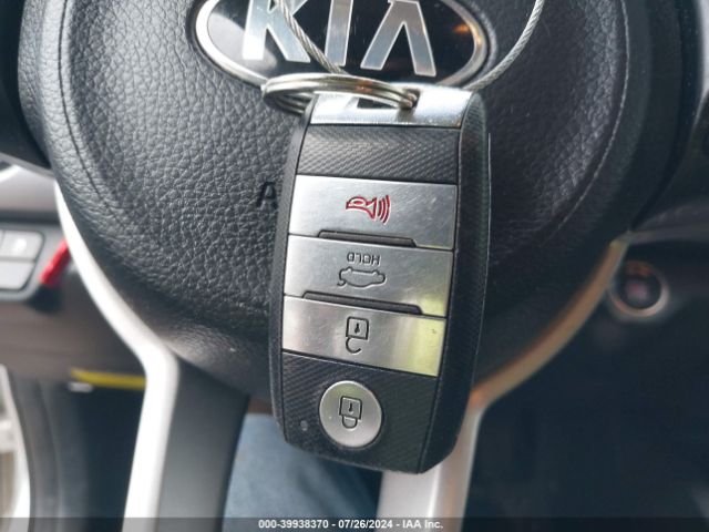 3KPA24AD5ME386029 KIA RIO S