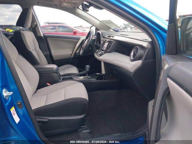 Toyota Rav4 Xle 2018 JTMWFREV8JJ187534 Image 5