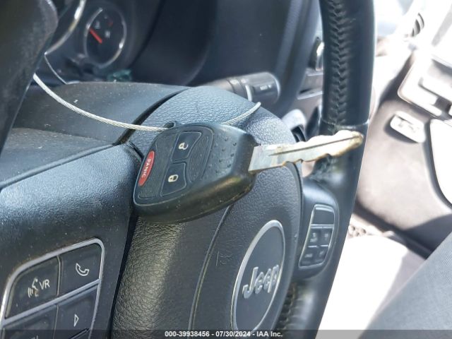 1C4BJWDG1FL589101 Jeep Wrangler Unlimited Sport