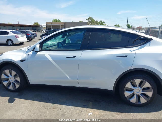 Tesla Model Y Long Range/rwd 2024 7SAYGDED4RF093754 Image 14