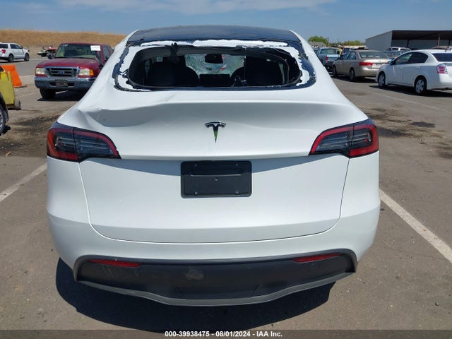 Tesla Model Y Long Range/rwd 2024 7SAYGDED4RF093754 Image 16