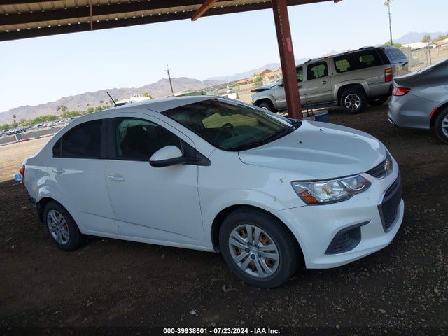 Chevrolet Sonic Ls Auto 2017 1G1JB5SH9H4106183 Image 12