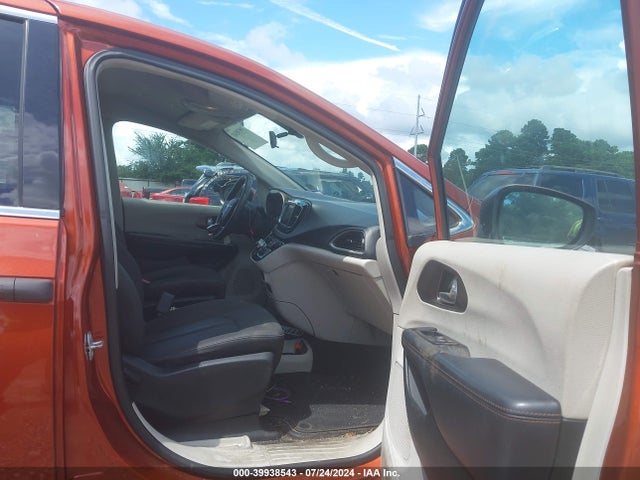 Chrysler PACIFICA L 2018 2C4RC1AG9JR163575 Image 5