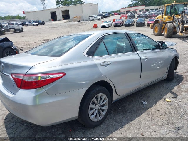 Toyota CAMRY LE 2017 4T1BF1FK0HU704642 Image 4