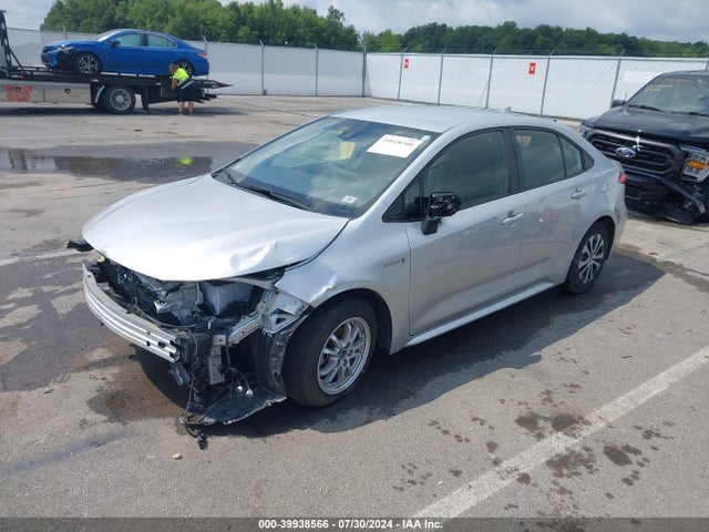 Toyota Corolla Hybrid Le 2021 JTDEAMDE4MJ016122 Image 2