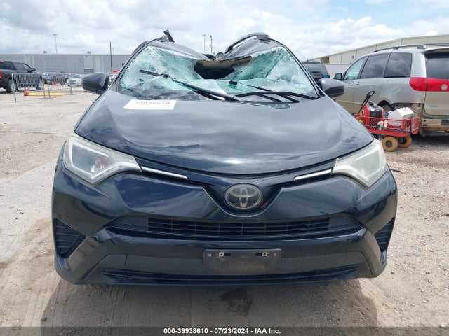 Toyota RAV4 LE 2017 2T3ZFREVXHW316236 Image 12