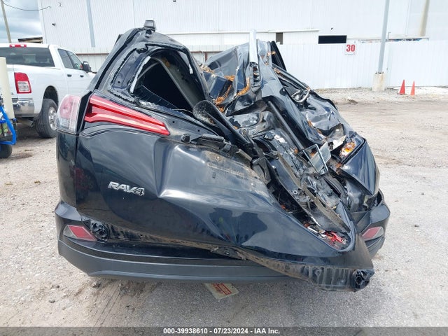 Toyota RAV4 LE 2017 2T3ZFREVXHW316236 Image 16