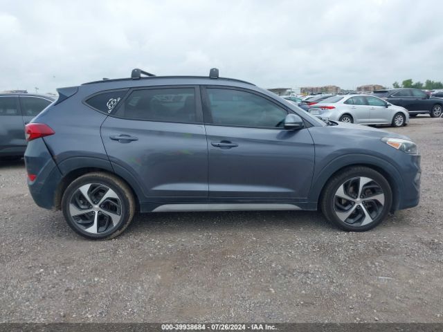 KM8J33A2XJU782715 Hyundai Tucson Value