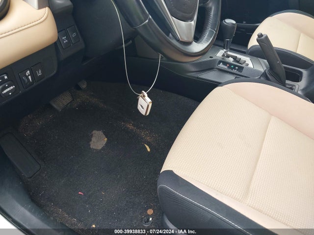 Toyota Rav4 Xle 2018 JTMRFREV6JJ726164 Image 11