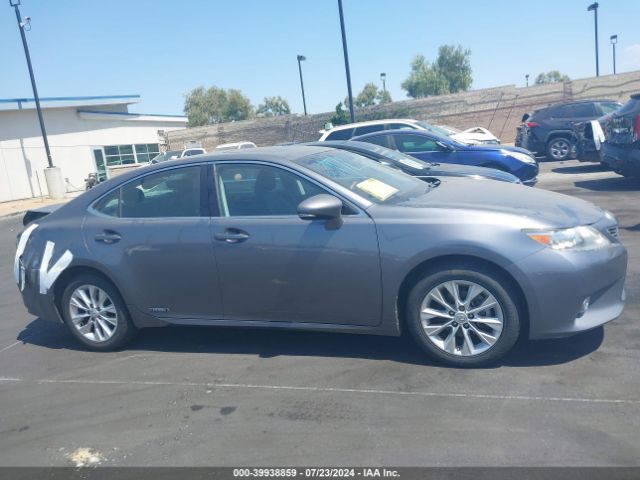 JTHBW1GG4E2049602 Lexus ES 300H