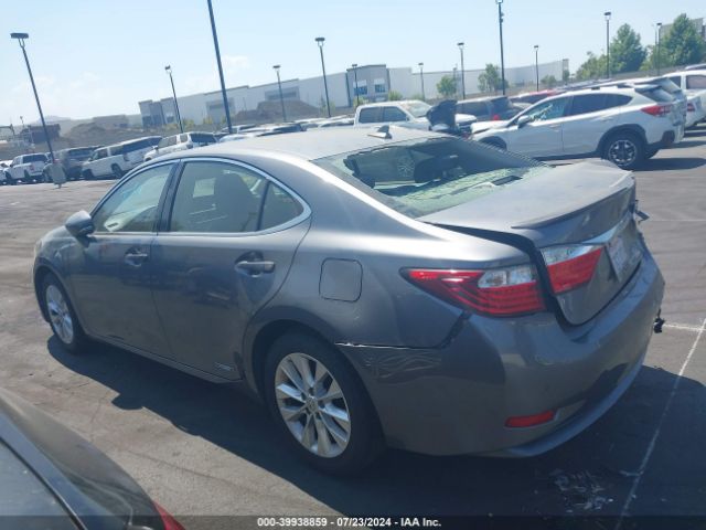 JTHBW1GG4E2049602 Lexus ES 300H