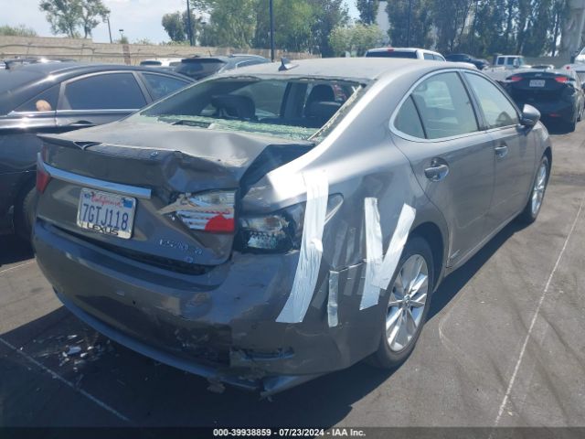 JTHBW1GG4E2049602 Lexus ES 300H