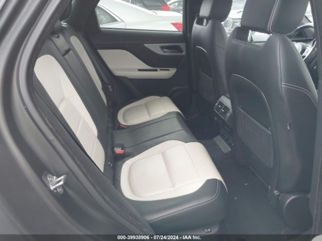 SADCL2BV5HA496688 Jaguar F-pace 35t R-sport