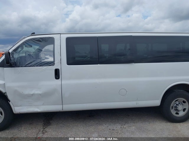 Chevrolet Express 3500 Lt 2016 1GAZGPFG4G1297318 Image 13
