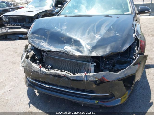 5XXGT4L35JG191157 KIA Optima S