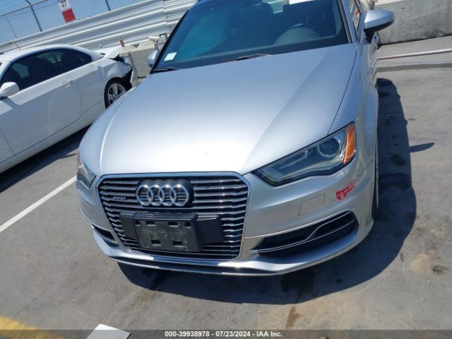 WAUUPBFF6GA085495 Audi A3 E-tron 1.4t Premium