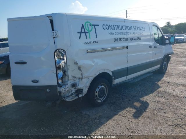 1FTNE2YM3FKB06207 Ford Transit-150