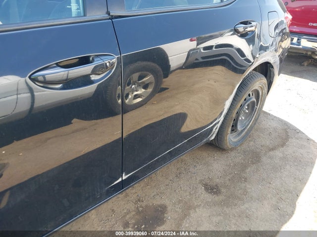 Toyota COROLLA LE 2017 5YFBURHE8HP658300 Image 19