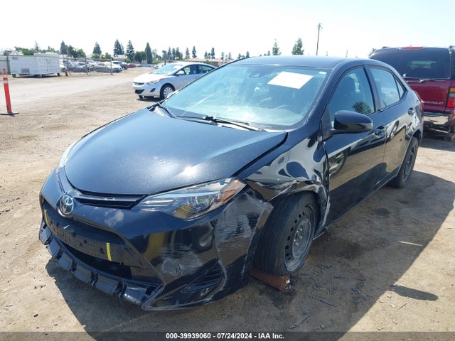 Toyota COROLLA LE 2017 5YFBURHE8HP658300 Image 2