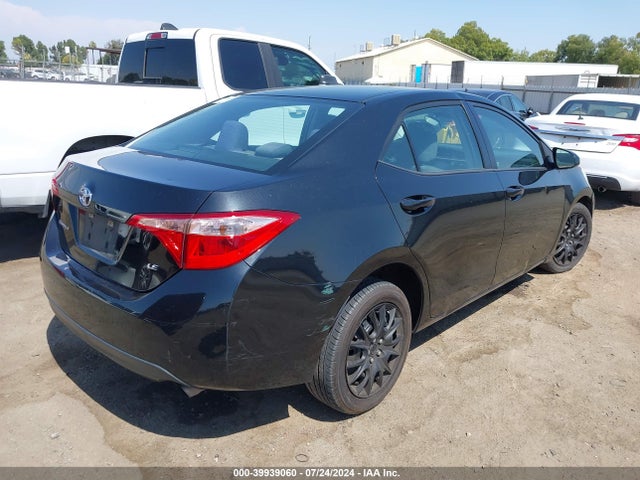 Toyota COROLLA LE 2017 5YFBURHE8HP658300 Image 4
