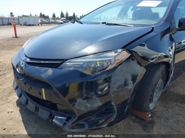 Toyota COROLLA LE 2017 5YFBURHE8HP658300 Image 6