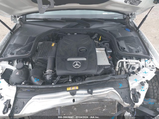 WDDWF4KB1JR399468 Mercedes-Benz C 300 4matic