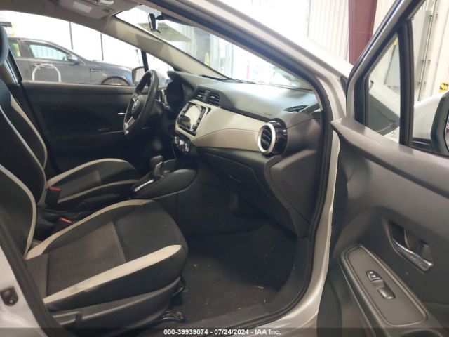 3N1CN8EV8ML883715 Nissan Versa Sv Xtronic Cvt