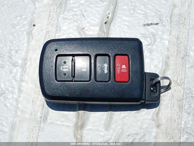 4T1BK1EB3JU278237 Toyota AVALON XLE