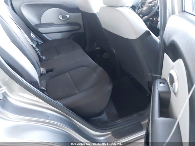 KIA Soul 2018 KNDJN2A29J7620050 Image 8