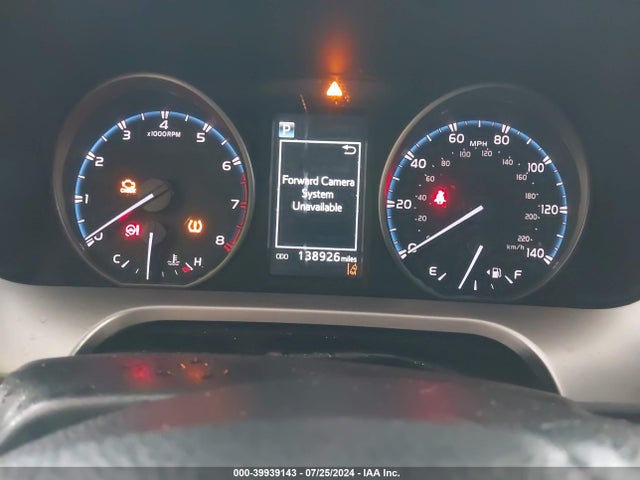 Toyota RAV4 LE 2017 JTMZFREVXHJ706817 Image 7