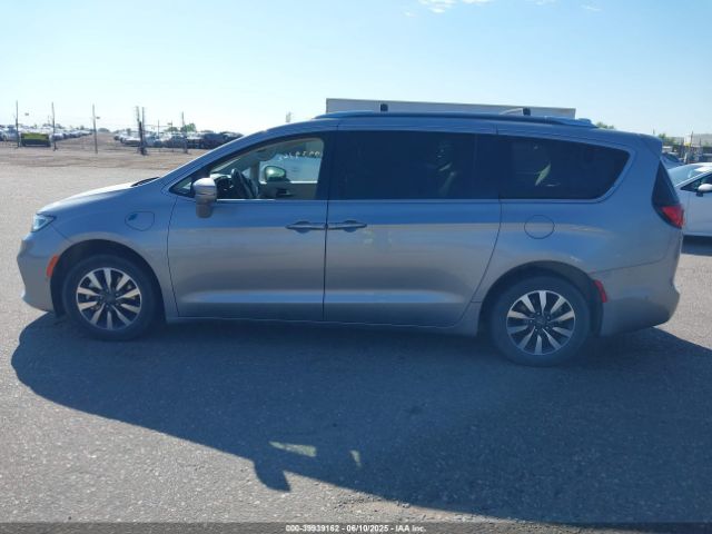 2C4RC1L71MR586149 Chrysler Pacifica Hybrid Touring L