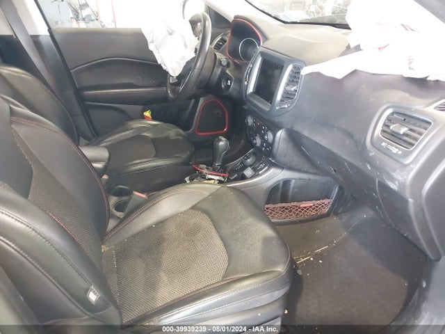 3C4NJDDB6MT565254 Jeep Compass Trailhawk 4x4