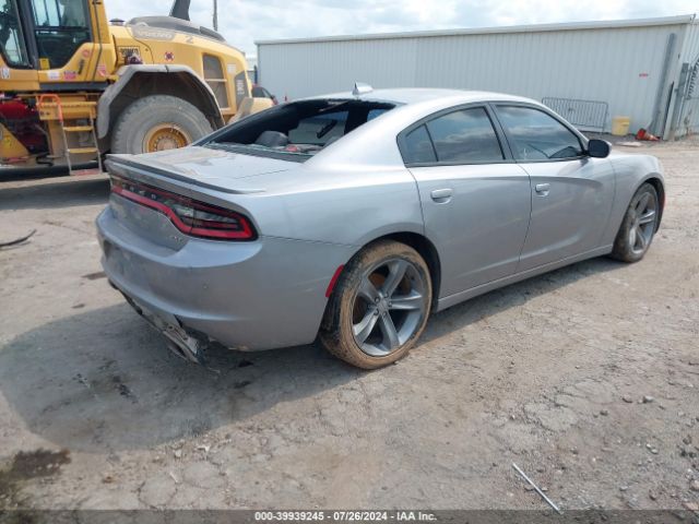 2C3CDXHG2FH768681 Dodge Charger Sxt