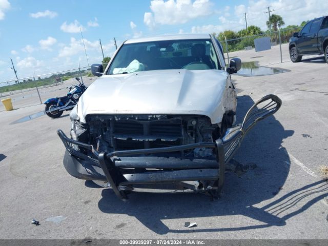 1C6RR6KM8HS525492 RAM 1500 Tradesman  4x2 5'7 Box