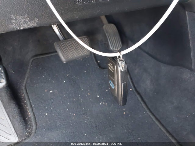 Toyota Prius Three 2016 JTDKARFU9G3526821 Image 11
