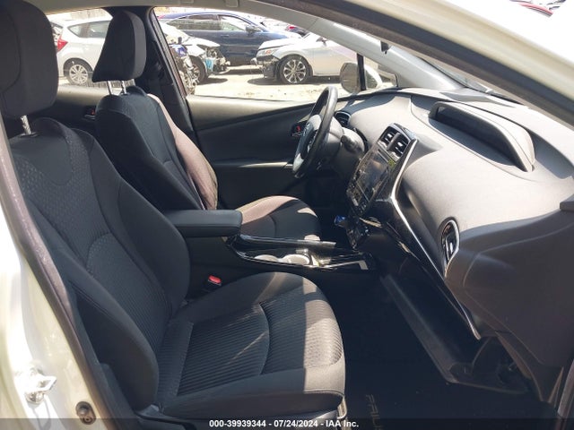 Toyota Prius Three 2016 JTDKARFU9G3526821 Image 5