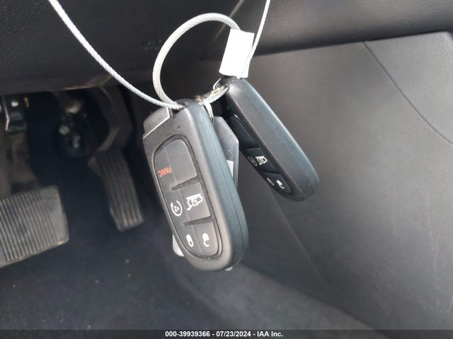 1C4PJMMB7PD113798 Jeep Cherokee Altitude Lux 4x4