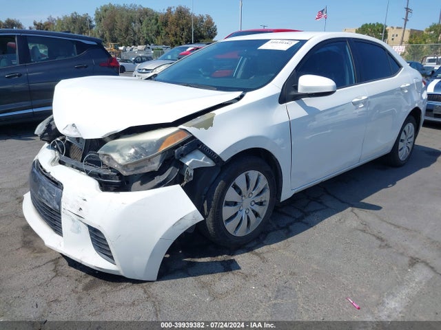 Toyota COROLLA LE 2016 5YFBURHE8GP452120 Image 2