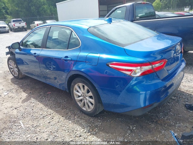 Toyota CAMRY LE 2020 4T1C11AK9LU384787 Image 3