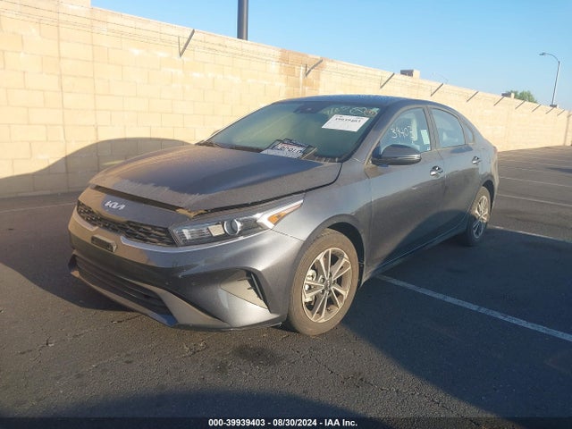 KIA Forte Lxs 2023 3KPF24AD5PE654460 Image 2
