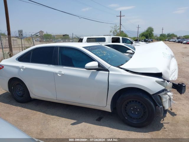 4T4BF1FK5FR493070 Toyota CAMRY LE