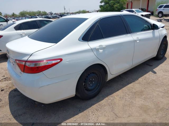 4T4BF1FK5FR493070 Toyota CAMRY LE