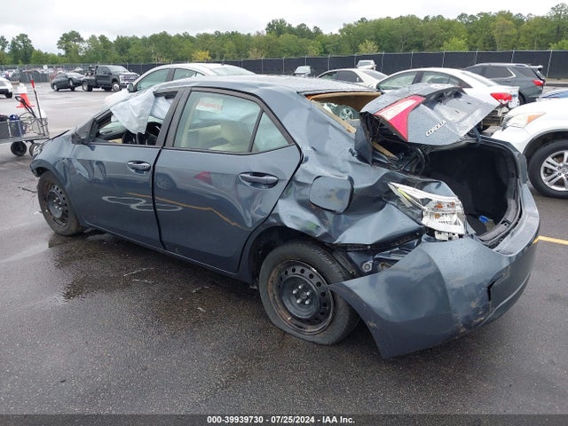Toyota COROLLA LE 2017 2T1BURHE5HC803115 Image 3