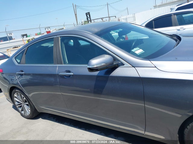 Hyundai Genesis 3.8 2016 KMHGN4JEXGU142078 Image 13