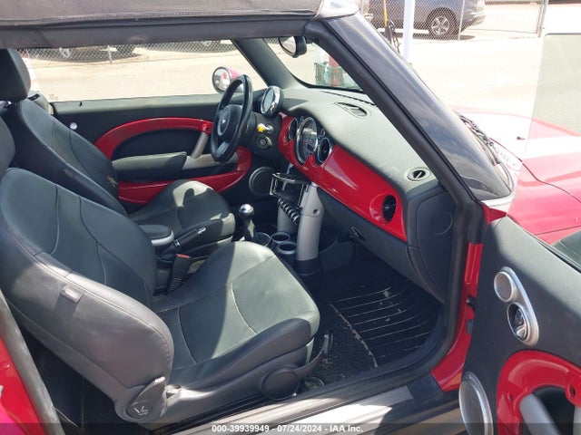 2007 MINI COOPER S WMWRH33557TJ43220 Photo 4